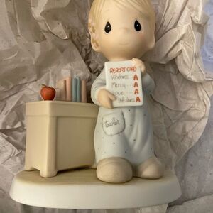 Precious Moments "Love Never Fails" Teacher Porcelain Figurine 1984 #12300